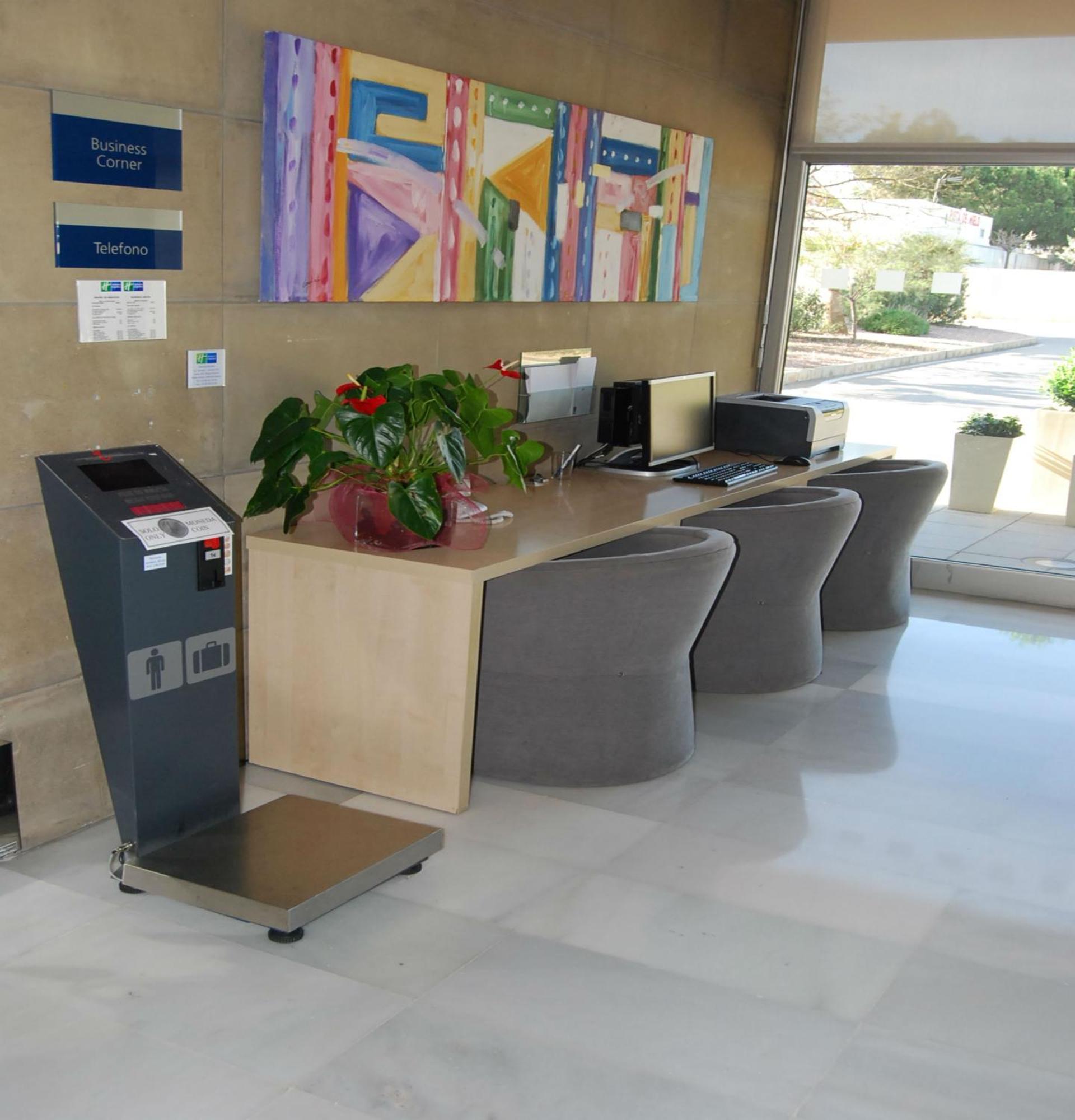 Holiday Inn Express Valencia Bonaire, An Ihg Hotel Aldaia Exterior photo
